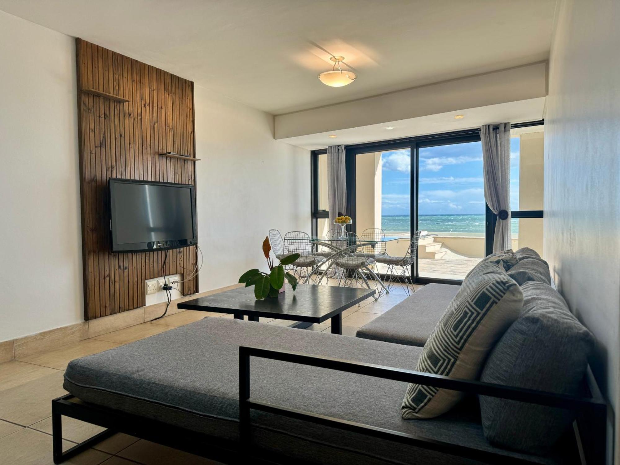 Loddey's Self Catering - By Collection *